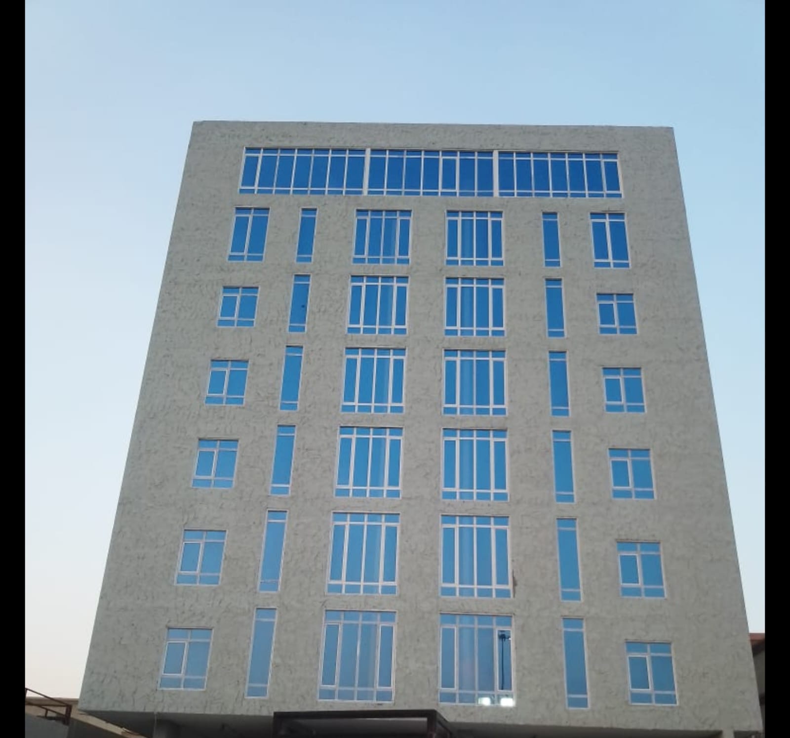 Al-Sinai Building — Tihamah Dist. 7454, King Abdulaziz 5 Rd, Dhahran 34255